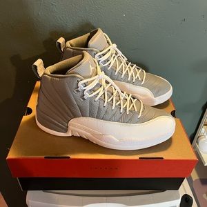 Jordan 12 Stealth Grey size 10.5